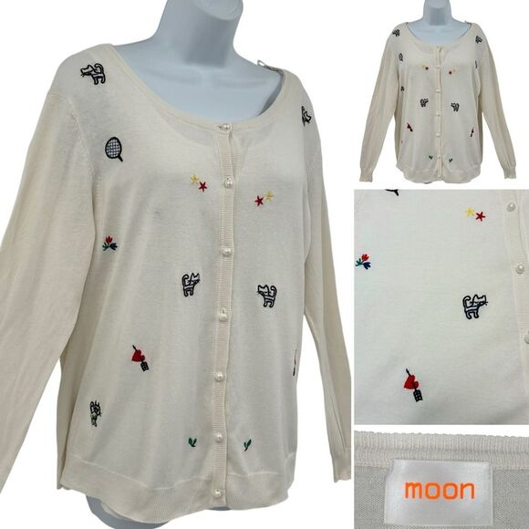 Sweaters - moon Cat Embroidered Cream Faux Pearl Buttons Vintage Cardigan Sweater